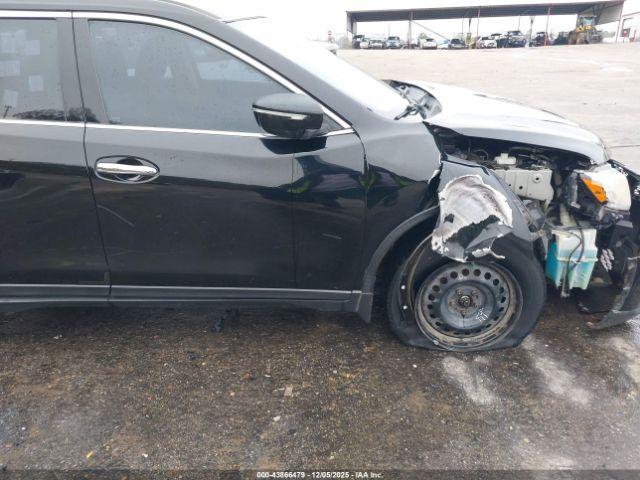 Nissan Rogue S Image 16