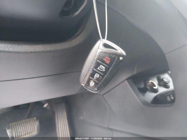 Hyundai SANTA FE 2.4l Image 16