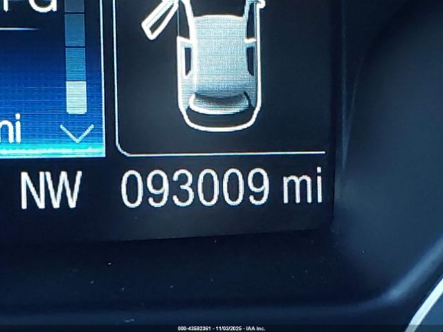 Ford Escape Titanium Image 4