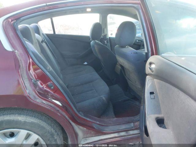 Nissan Altima 2.5 S Image 8