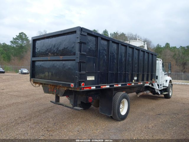 International 7000 7400 Image 7