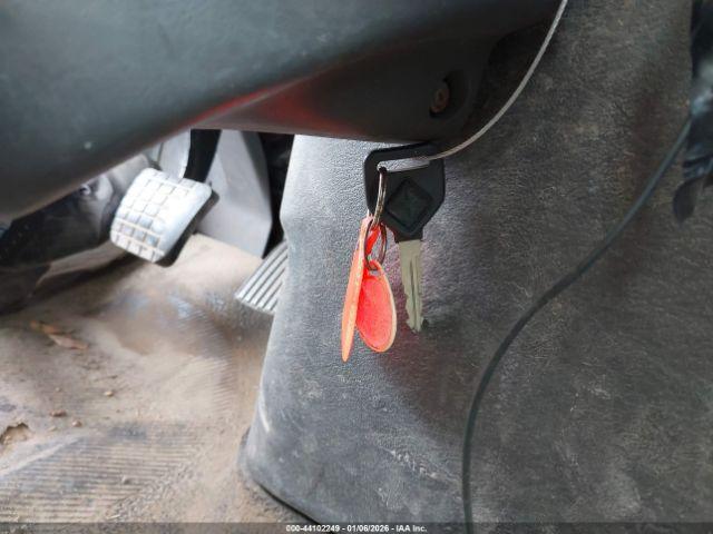 International 7000 7400 Image 13