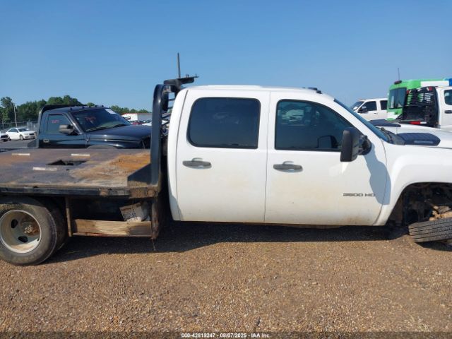 Chevrolet Silverado 3500 Work Truck Image 10