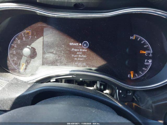 Jeep Grand Cherokee Sterling Edition 4x2 Image 4