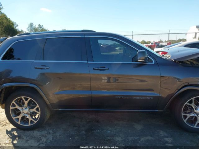 Jeep Grand Cherokee Sterling Edition 4x2 Image 13