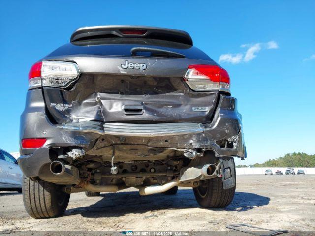 Jeep Grand Cherokee Sterling Edition 4x2 Image 10