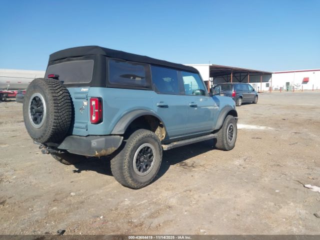 Ford Bronco Outer Banks Image 2