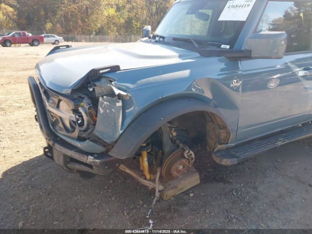Ford Bronco Outer Banks Image 4