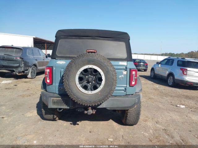 Ford Bronco Outer Banks Image 9