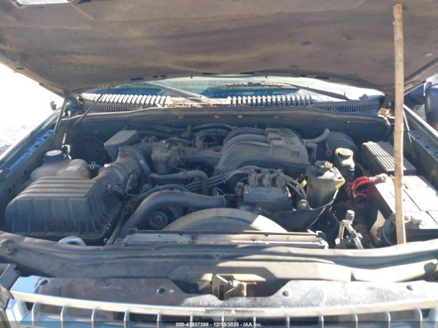 Ford Explorer Xlt Image 14