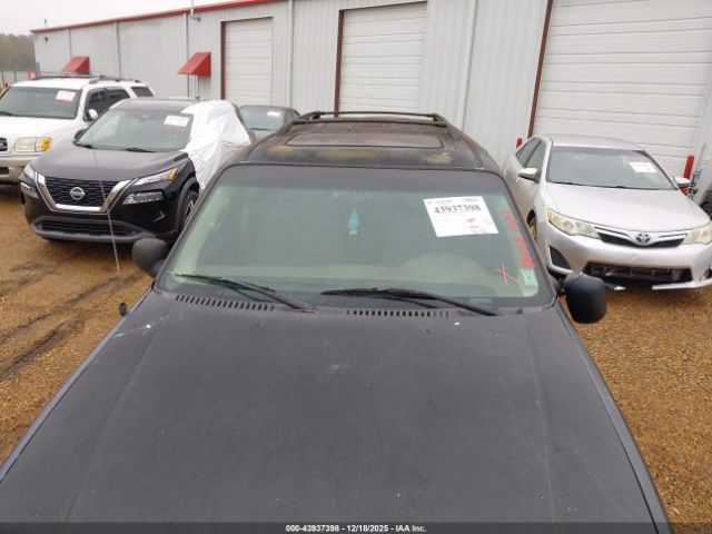 Ford Explorer Xlt Image 16