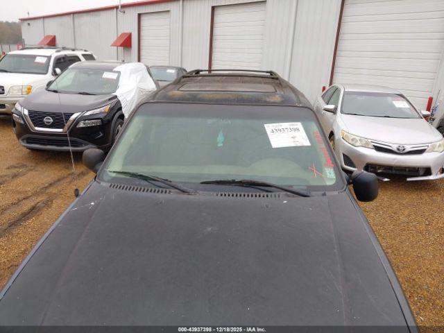 Ford Explorer Xlt Image 16