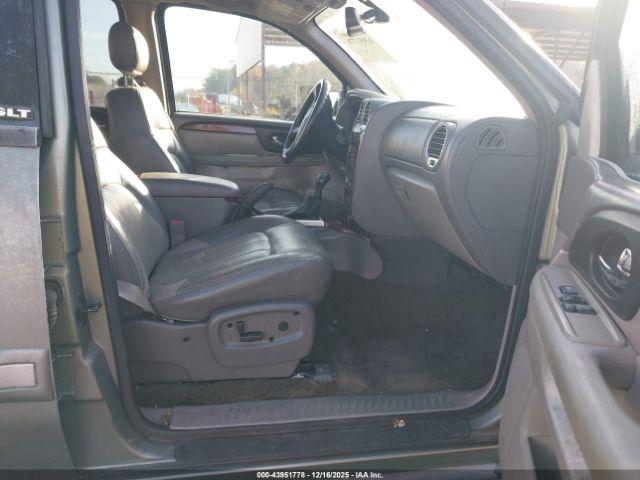 GMC Envoy XL Slt Image 3
