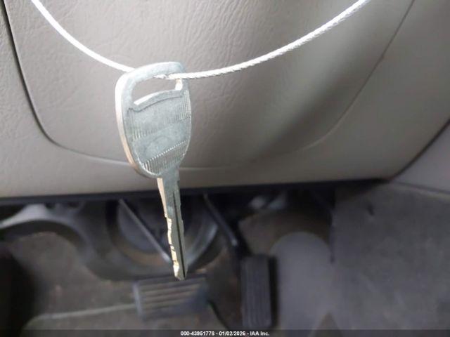 GMC Envoy XL Slt Image 8