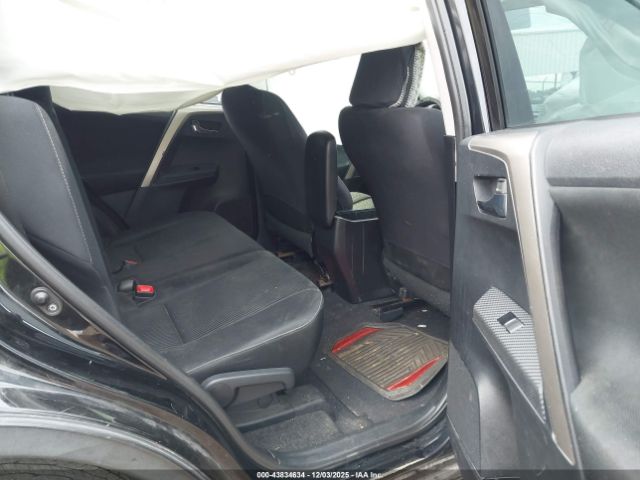 Toyota RAV4 Xle Image 7