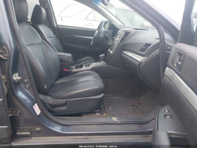 Subaru Outback 2.5i Premium Image 15