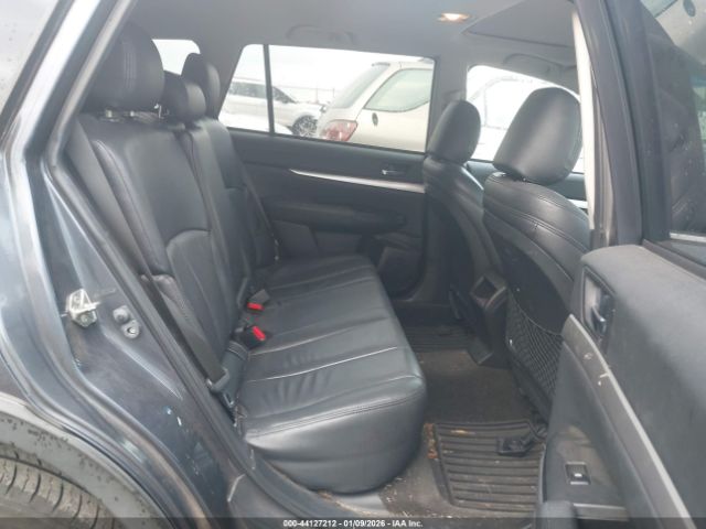 Subaru Outback 2.5i Premium Image 10