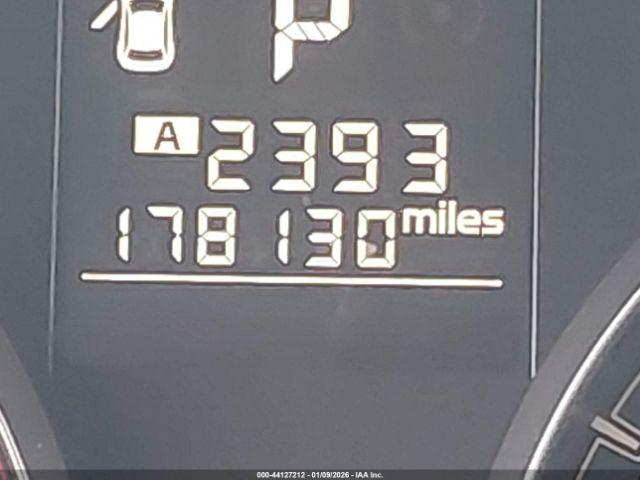 Subaru Outback 2.5i Premium Image 14