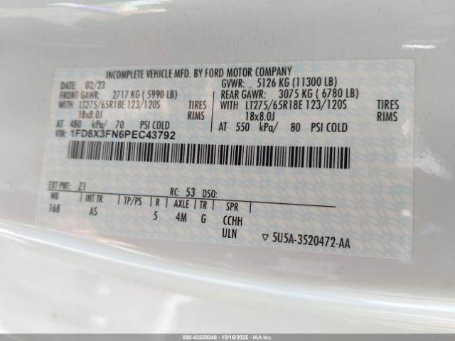 Ford F-350 Xl Image 13