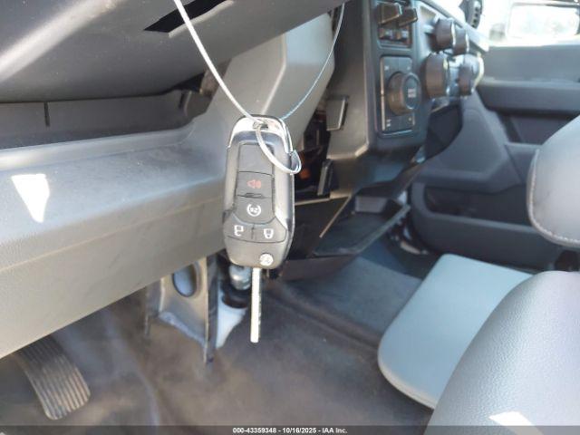 Ford F-350 Xl Image 10